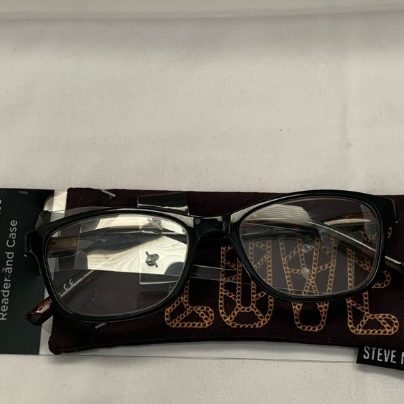 NWT Steve Madden Readers - Picture 2 of 7